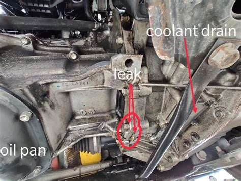 what causes oil leak in gearbox